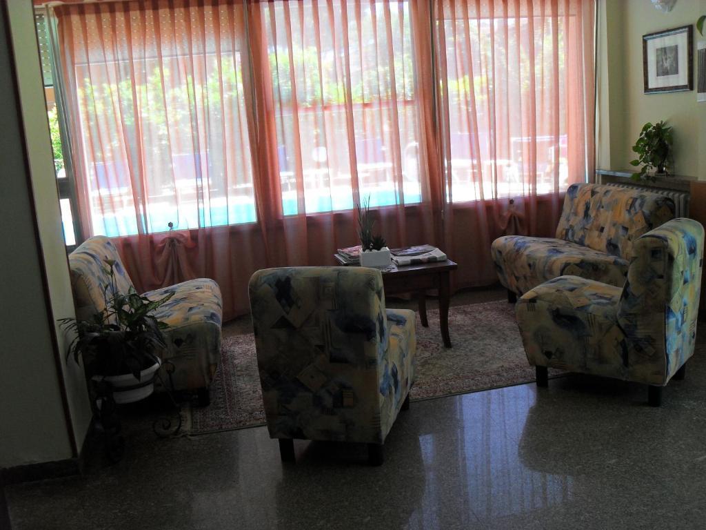 Hotel Zani Cervia Bagian luar foto